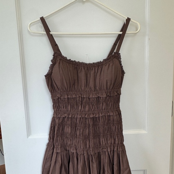 Abercrombie and Fitch Bra-Free Smocked Drop-Waist Maxi Dress - Picture 3 of 7